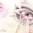 Mariage rose gris porte-alliances Duo fleurs original