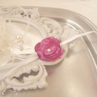 Bracelet fleur rose fuchsia enfant d'honneur personnalisable Adèle  