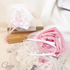 Mariage rose blanc porte-alliances Duo fleurs original