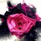 Mariage cabaret rose fuchsia noir bouquet mariée original laçage corset