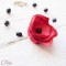 mariage baroque gothique chic rouge noir coquelicot  bracelet fleur perles 