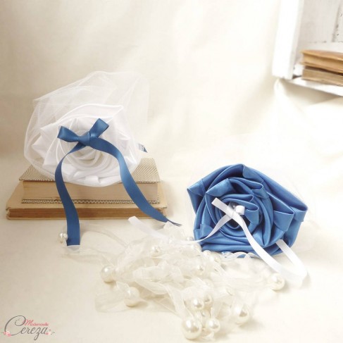 Mariage bleu roi blanc porte-alliances Duo original