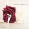 Coussin d'alliances original mariage bordeaux ivoire bouquet de fleurs "Simplicité"