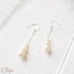 Boucles d'oreille mariee perles simples et originales "Alma"