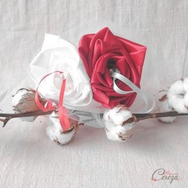 Porte-alliance original mariage rouge et blanc