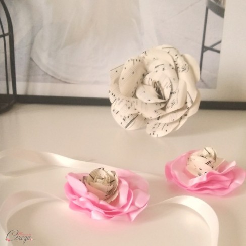 Bracelet temoin enfant ou adulte fleur rose et partition musique "Evie"