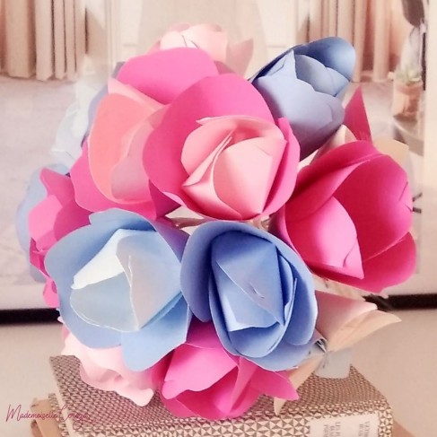 Bouquet de mariée original tulipes rose bleu fleurs de papier personnalisable "Esmée"