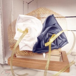Porte-alliance bleu doré blanc fleur "Simplicité" coussin alliances original