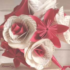 Bouquet de mariée original rouge blanc origami fleurs de papier "Crazy Love"