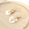 Boucles oreille mariee fleur orchidee nacre champêtre "Lucia" Bijou mariage 