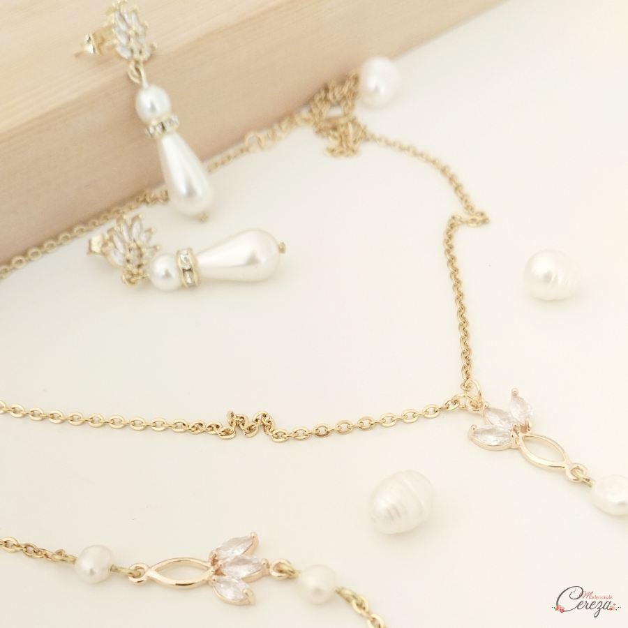 Parure De Bijoux Strass - Collier, Bracelet, Boucles D'oreilles Acier - Occasion