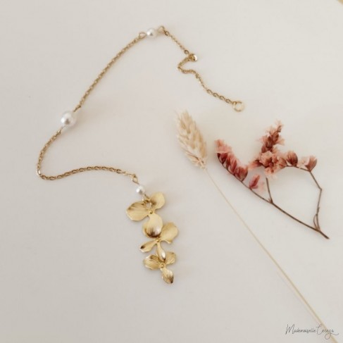 Bijou de dos seul fleurs perles nacr&eacute;e  "Eglantine"  Bijou mariage