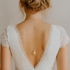 Collier dos nu bohème pendentif graphique "Athina"  Bijou mariage 
