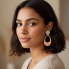 Boucles d'oreille bohèmes rose pêche  - Bijou tendance