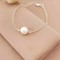 Bracelet mariée perle solitaire tendance minimaliste "Lou"  Bijou mariage  Bracelet mariée perle solitaire tendance minimaliste "Lou"  Bijou mariage