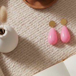 Boucles d'oreille perles goutte rose bonbon  - Bijou bohème tendance