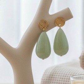 Boucles d'oreille goutte vert pâle - Bijou bohème tendance