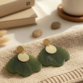 Boucles d'oreille pétales de fleur vert  - Bijou tendance