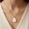 Collier pendentif émail blanc minimaliste - Bijou précieux 