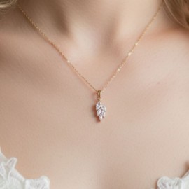 Collier mariée pendentif feuille strass zircon "Cilia" - Bijou mariage personnalisable