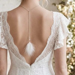 Collier dos mariage bohème plume perles swarovski Eugénie -  Bijou mariée personnalisable