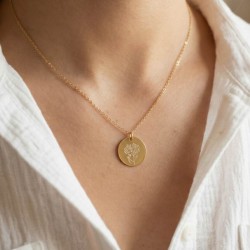 Collier médaille fleur gravée - Bijou précieux 