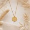 Collier médaille fleur gravée - Bijou précieux 