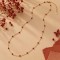 Collier fin petites perles rouge doré 