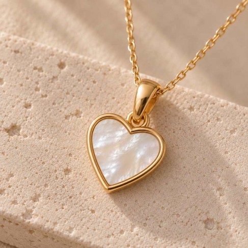 Collier c&oelig;ur en nacre v&eacute;ritable dor&eacute; acier inoxydable "Ad&egrave;le" - Bijou pr&eacute;cieux 