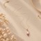 Collier nacre véritable et calcédoine rose "Capucine"