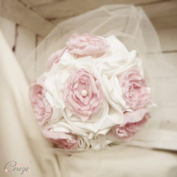 accessoires mariage rose poudré ivoire bouquet fleur cheveux boutonnière cereza deco 2