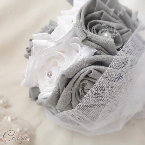 bouquet de mariage champêtre chic lin gris satin blanc Karine cereza deco 3