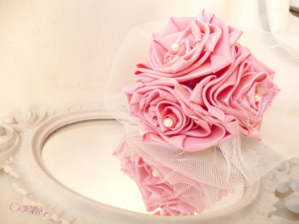 bouquet demoiselle d'honneur accessoire enfant mariage rose p