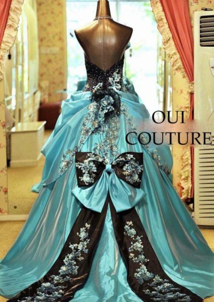 robe de mariee originale bleu turquoise noir