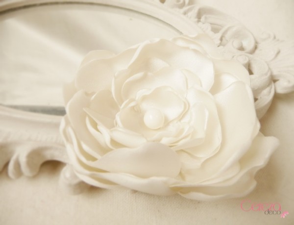 Fleur bijou de cheveux accessoires mariage champetre Mademoiselle Cereza