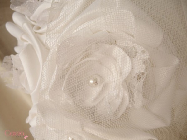 bouquet mariage dentelle eternel blanc argent perle cereza deco