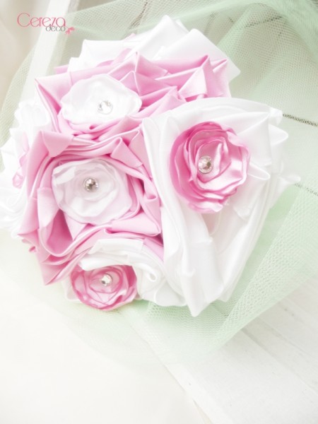  bouquet tissu mariage original champetre chic blanc rose anis strass cereza deco 3