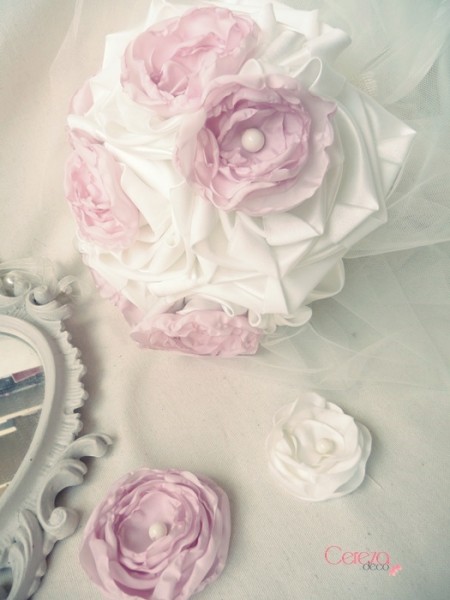 bouquet de mariee boutonniere & fleur coiffure ivoire rose poudre Mademoiselle Cereza deco 1