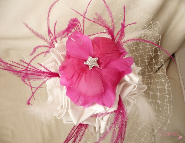 test bouquet 1 Laetitia ivoire fuchsia plumes cereza deco 6