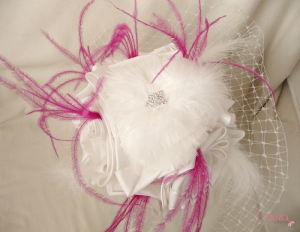 test bouquet 2 Laetitia ivoire fuchsia plumes cereza deco 4