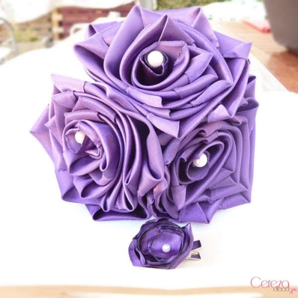 bouquet demoiselle honneur mariage violet blanc barrette fleur cereza 2