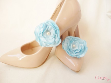 bijou de chaussures mariage clip bleu ciel ivoire customiser escarpins nude cereza deco 3