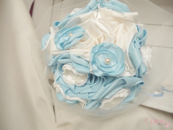 mariage bleu ciel ivoire bouquet de mariée original tissu bijou éternel cereza