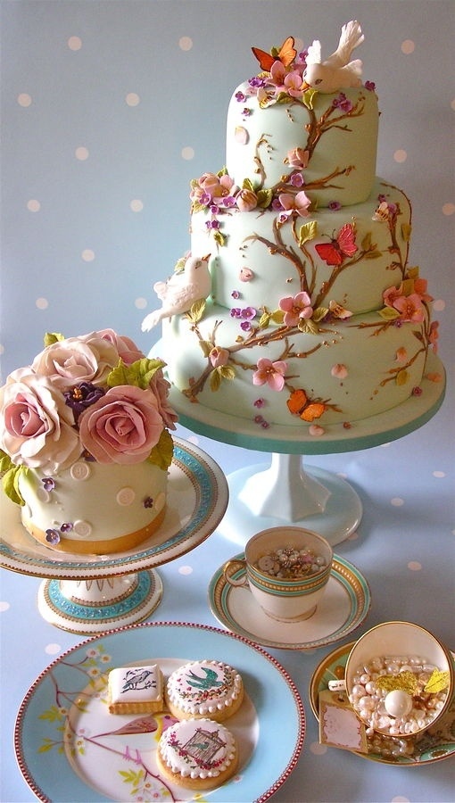 wedding cake exception mariage printemps floral oiseaux Mademoiselle Cereza blog mariage