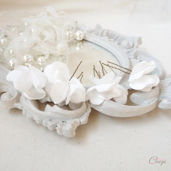 pics chignon mariage fleur blanc ivoire cereza 1