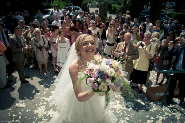 photographe mariage cote azur fabrice drevon lancer du bouquet