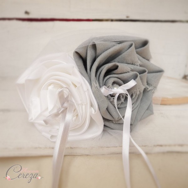mariage champetre porte alliance original fleur gris blanc cereza