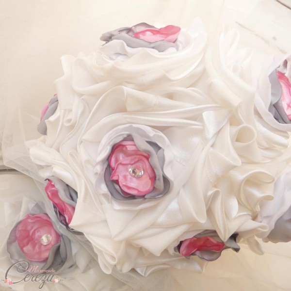 bouquet mariage original tissu strass ivoire blanc rose gris cereza mademoiselle