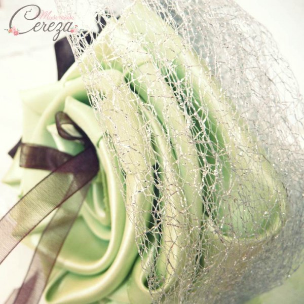 mariage vert anis chocolat argent porte alliance floral personnalisé cereza mademoiselle 3