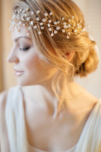 idée coiffure mariage headband couronne perlée 11